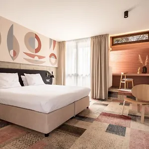 hotellátogatás