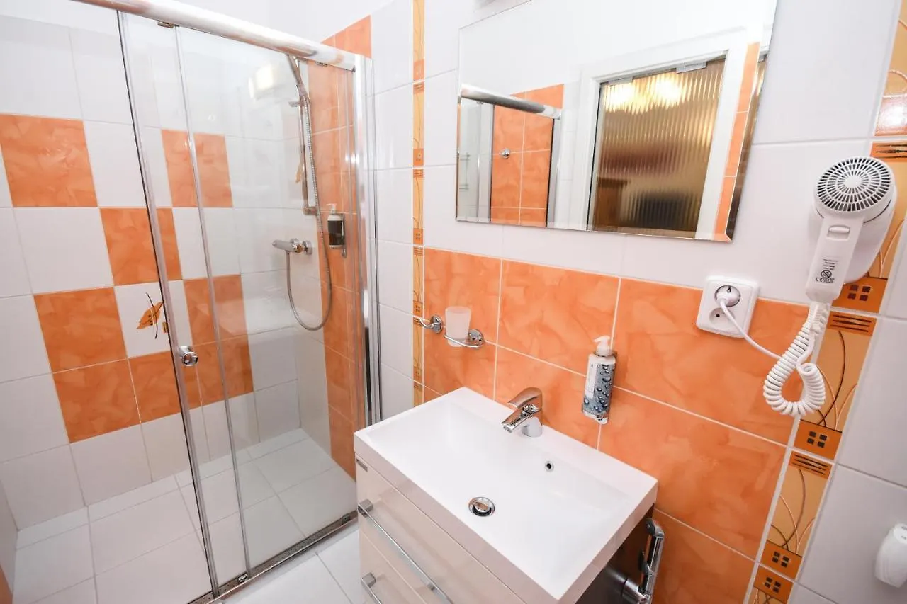 **** Aparthotel Hotel Diana Apartments Praga Repubblica Ceca